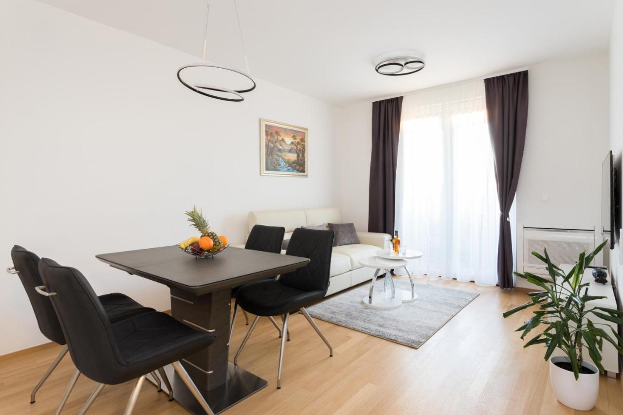 Apartment Ruby Zara Esterno foto