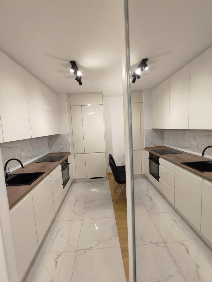 Apartment Ruby Zara Esterno foto