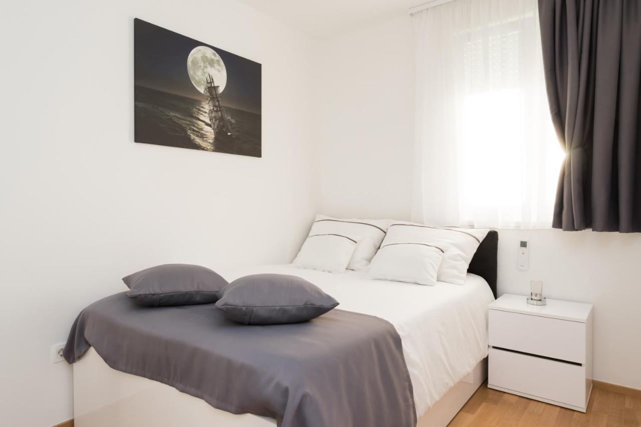 Apartment Ruby Zara Esterno foto
