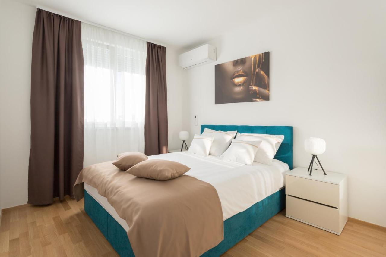 Apartment Ruby Zara Esterno foto