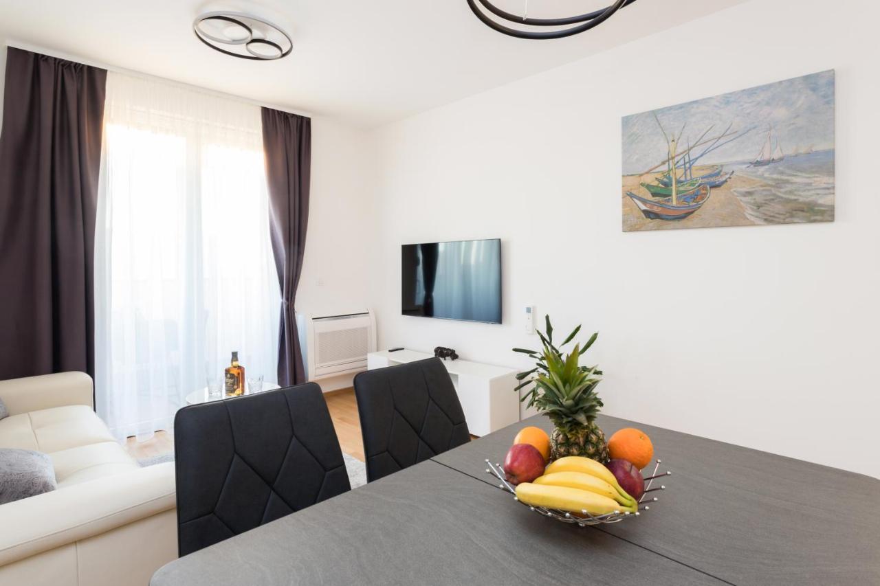 Apartment Ruby Zara Esterno foto